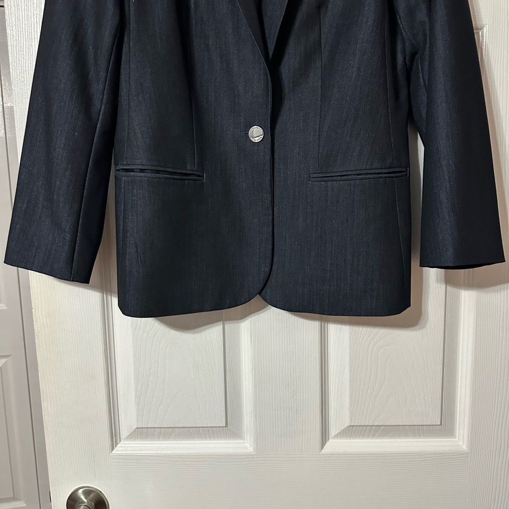 Calvin Klein Women’s Single Button Front Career Blazer - Picture 3 of 16